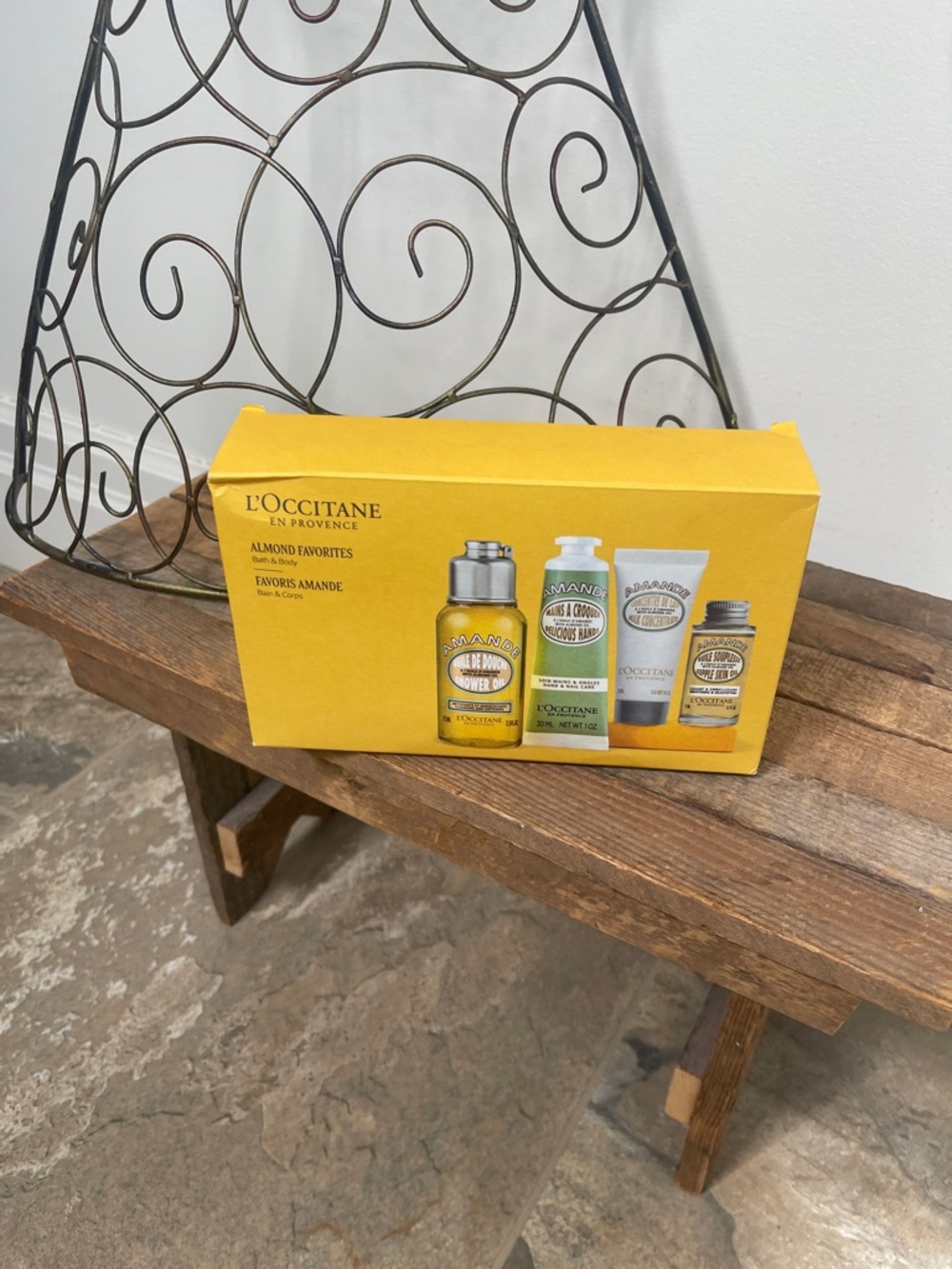 🆕 L’Occitane En Provence Alnond Favourites Bath & Body